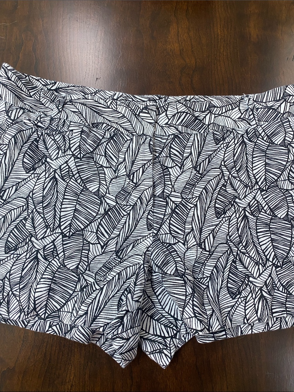 Loft linen shorts